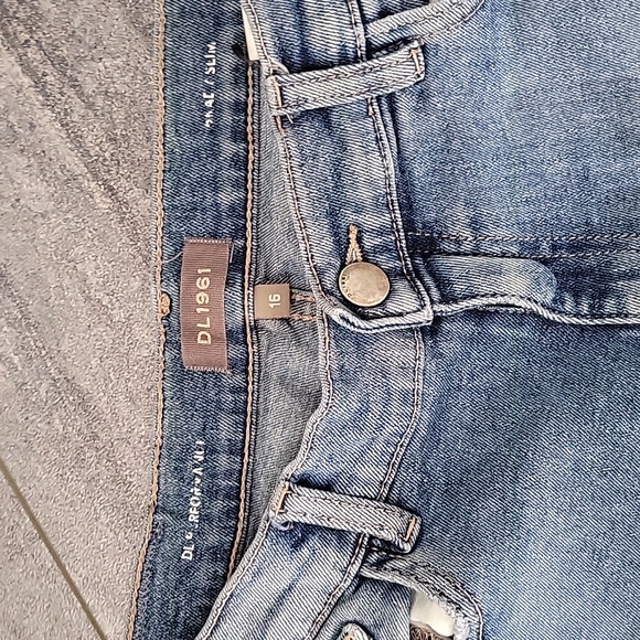 Blue jeans - Picture 3 of 4